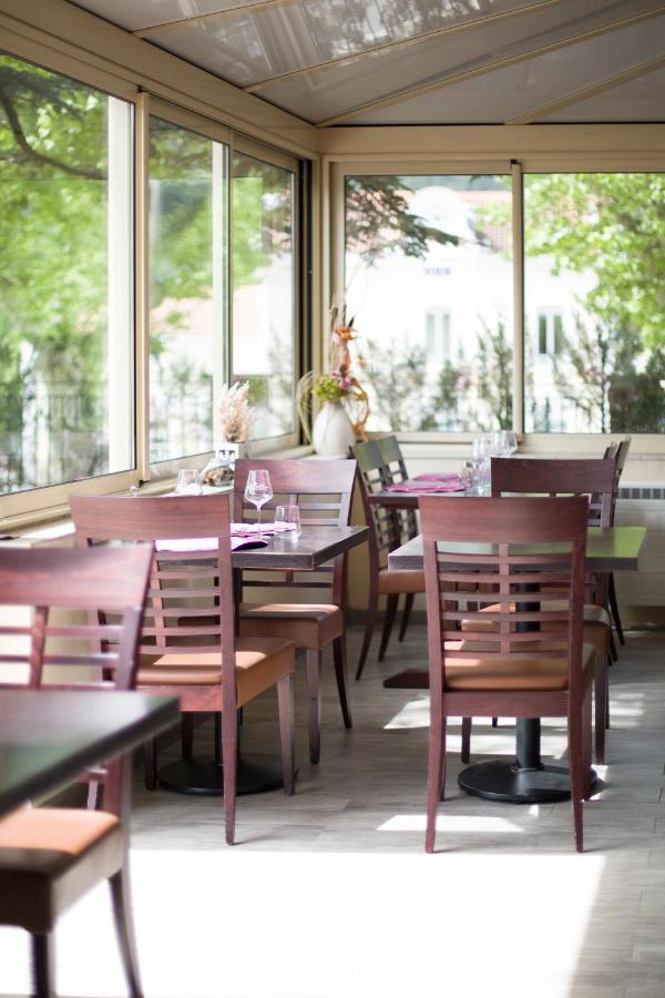 Logis Hotel & Restaurant Le Carnot Die Eksteriør bilde